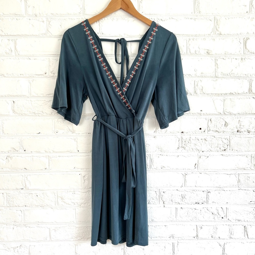 Francesca’s Collection Blue/Gray Dress | Size Large